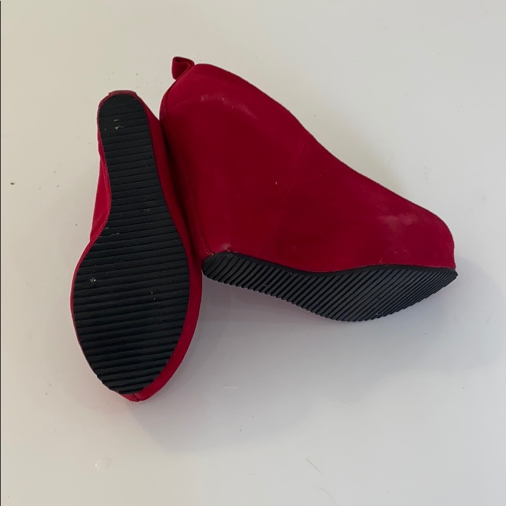 Red wedge - Picture 3 of 3